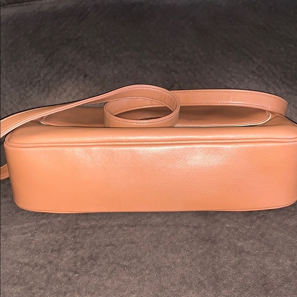 Liz Claiborne Shoulder Bag - Picture 2 of 8